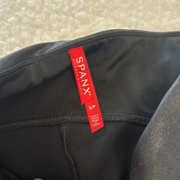 Spanx Moto Leather Leggings - M Petite - Picture 4 of 7